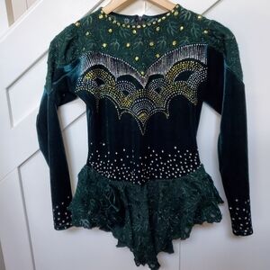 New Emerald Green Lace and Velvet Figure Skating Dress